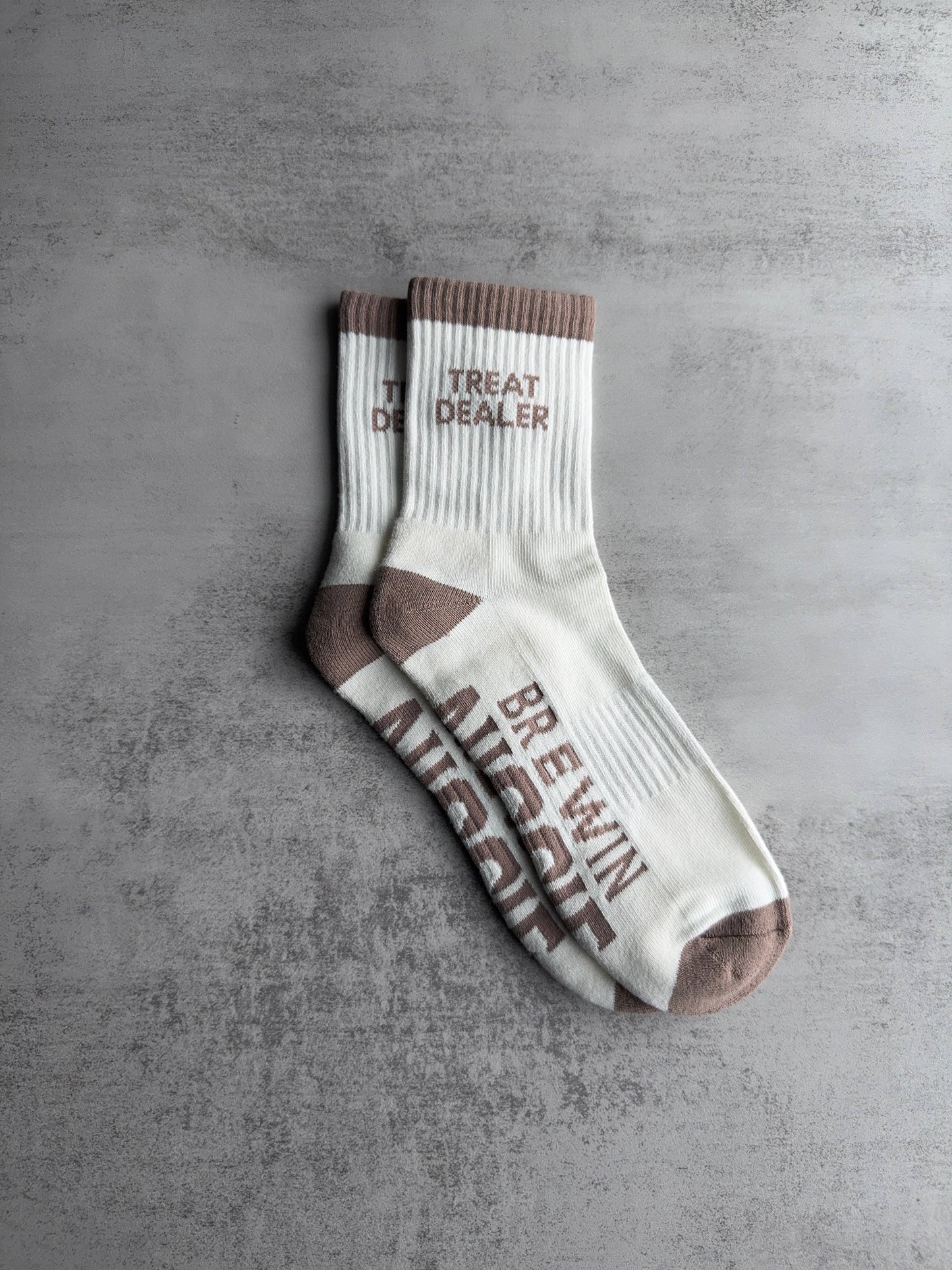 Treat Dealer Quarter Crew Socks