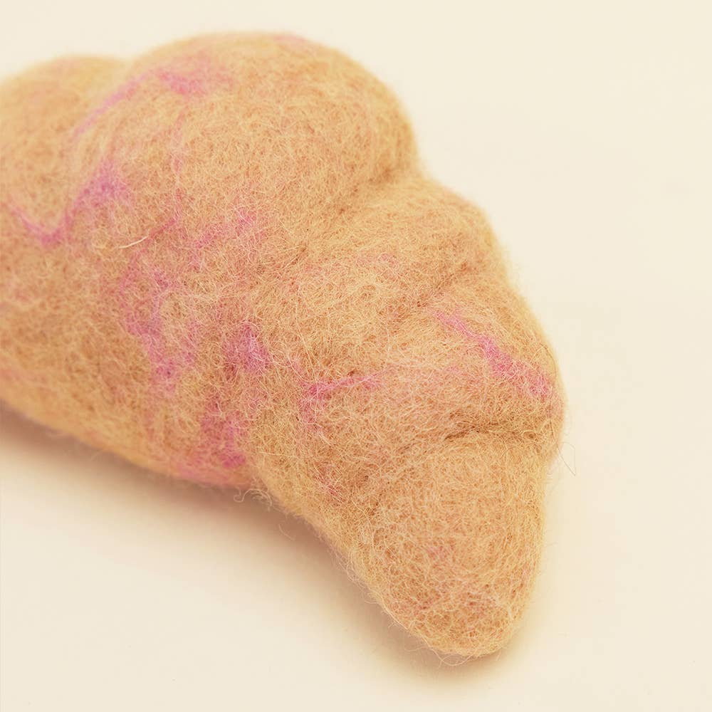 WOOL CROISSANT DOG TOY
