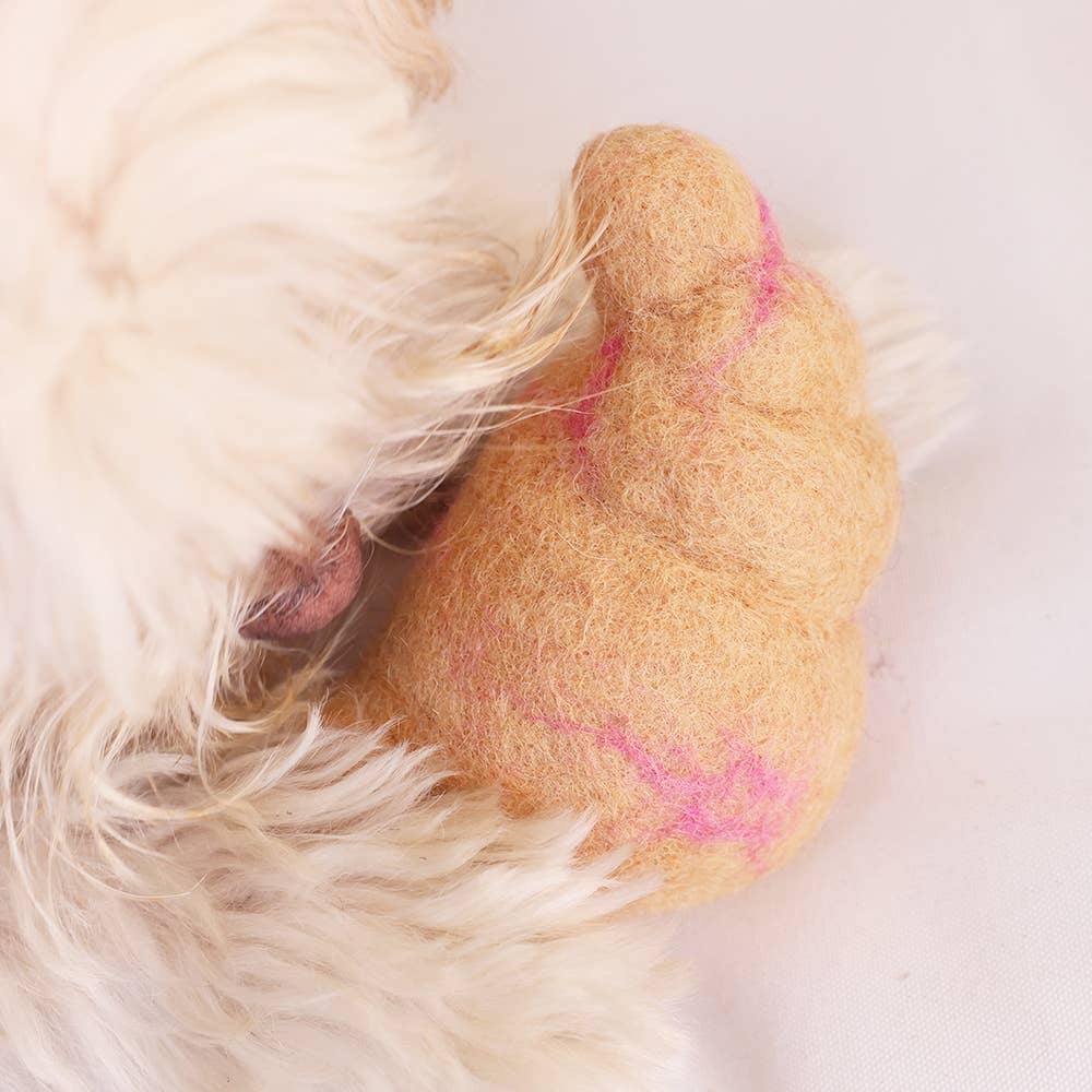 WOOL CROISSANT DOG TOY