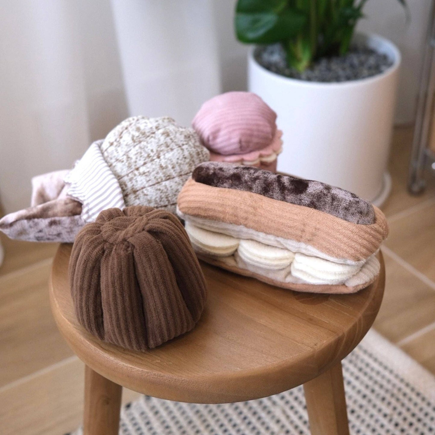 Eclair / Enrichment Dog Toy